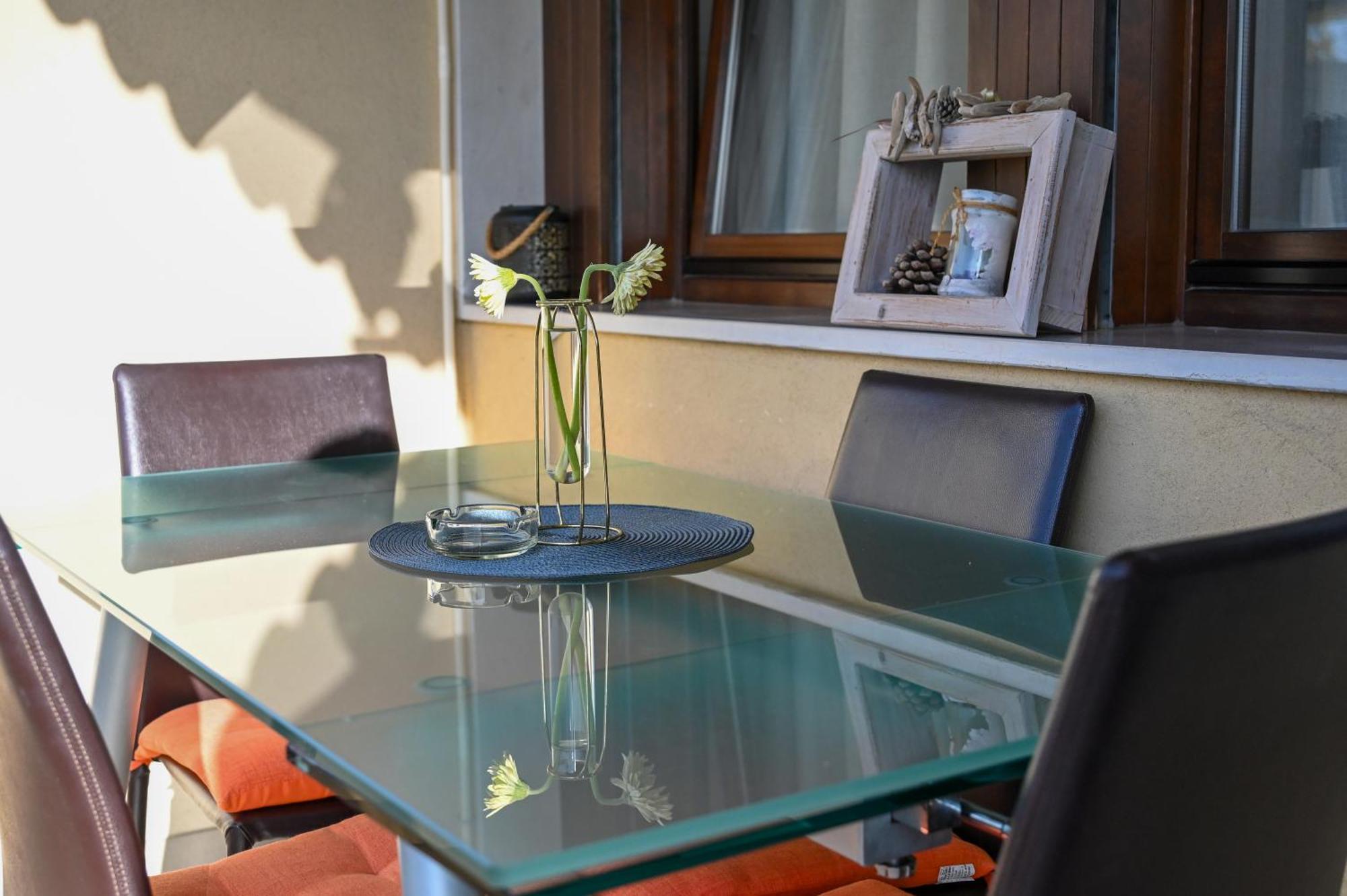 Angel Apartment